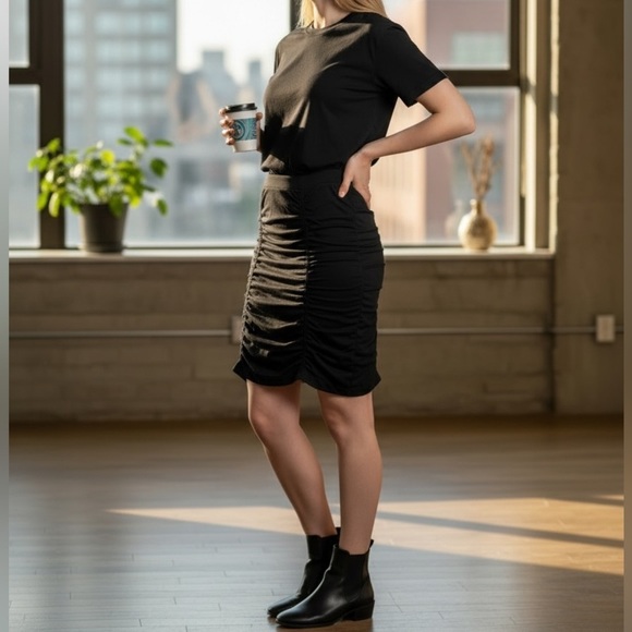 bebe Dresses & Skirts - Elegant Bebe Black Ruched Skirt